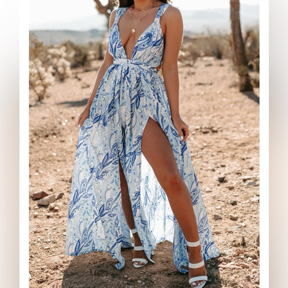 Luxxel Blue and White Patterned Dress